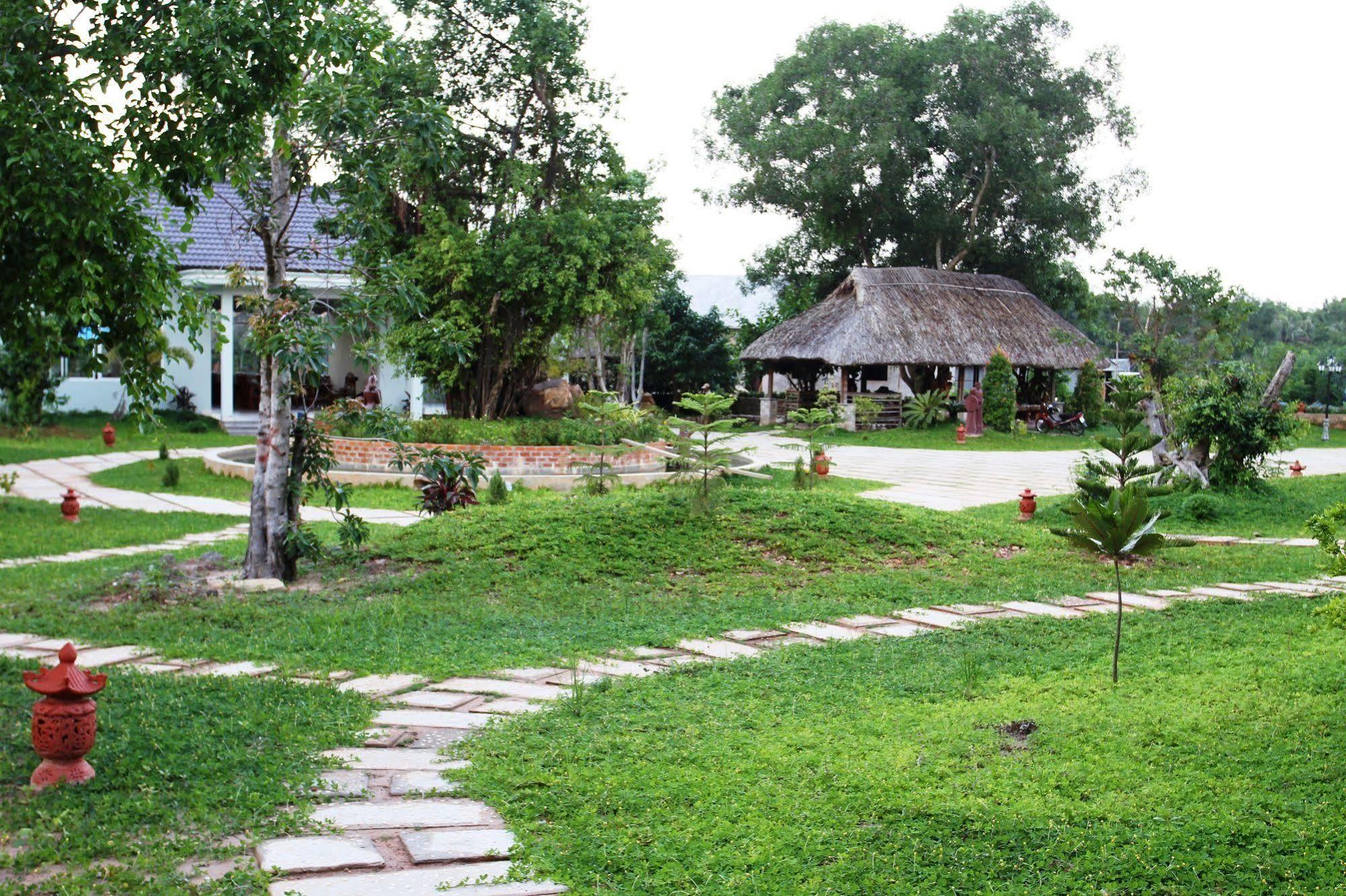 Resort Montana Phu Quoc Exteriör bild