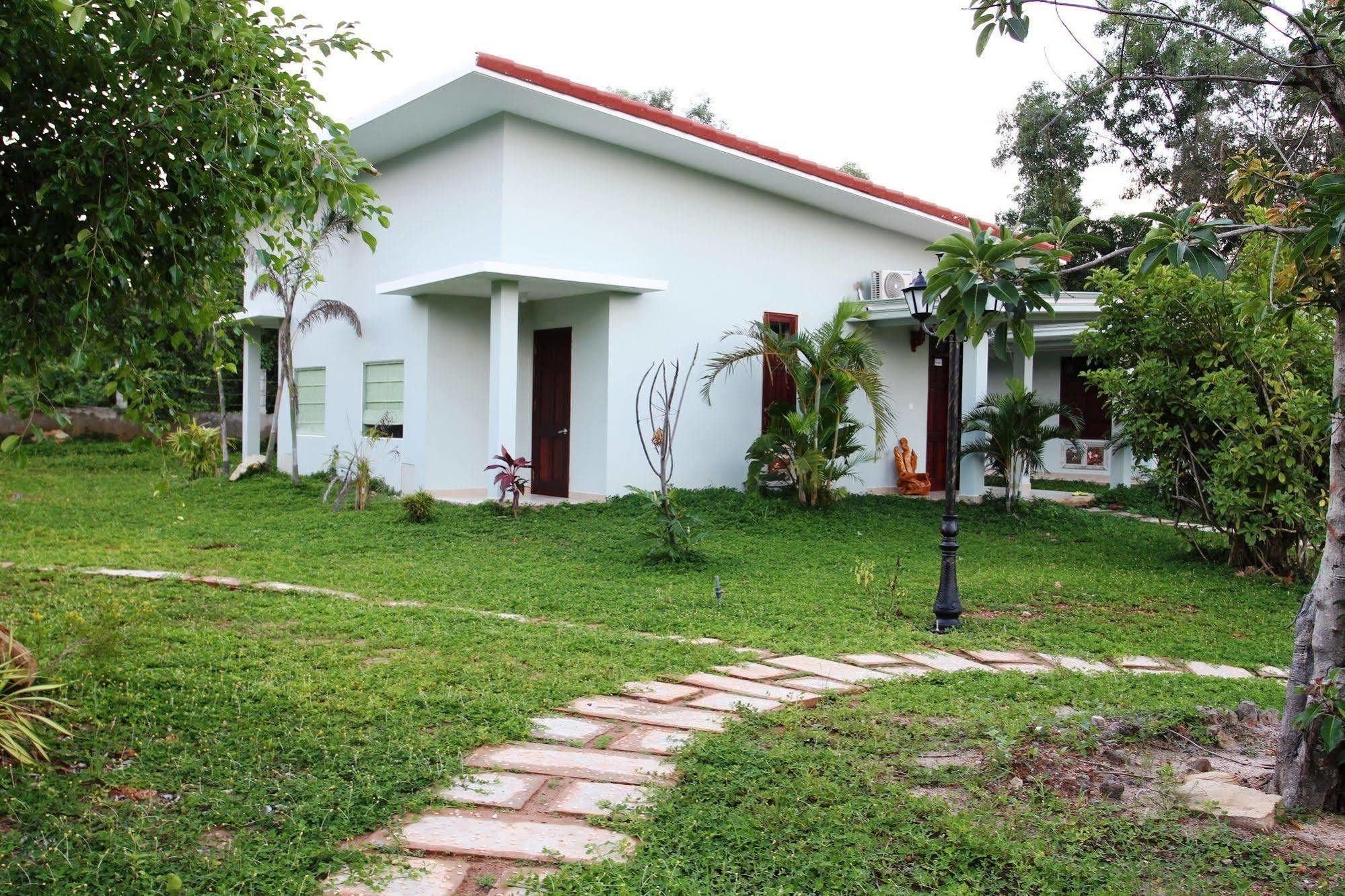 Resort Montana Phu Quoc Exteriör bild